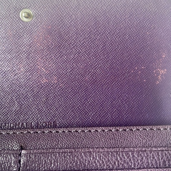 Michael Michael Kors Wallet - Picture 7 of 11